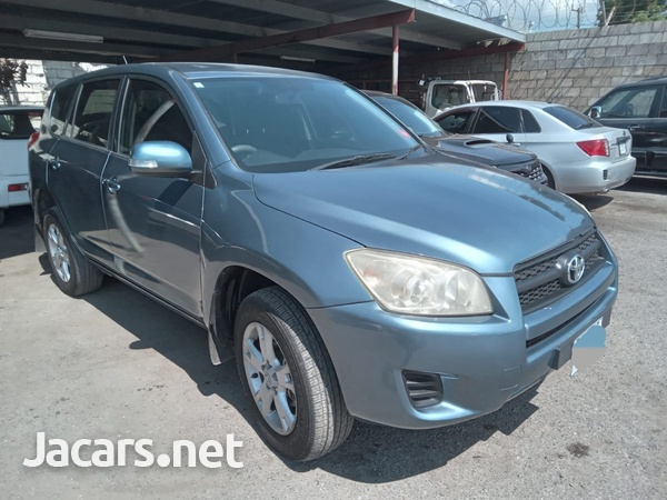 Toyota RAV4 2,0L 2013
