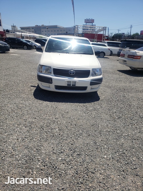 Toyota Succeed 1,5L 2012