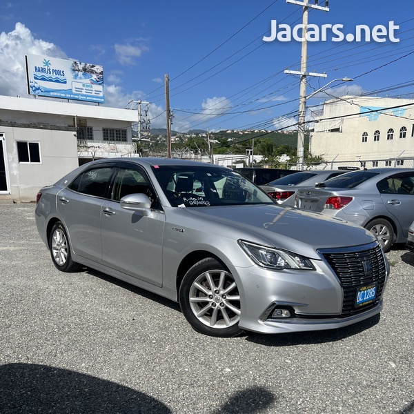 Toyota Crown 2,5L 2017