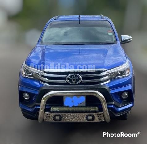 2017 Toyota Hilux Revo 4WD