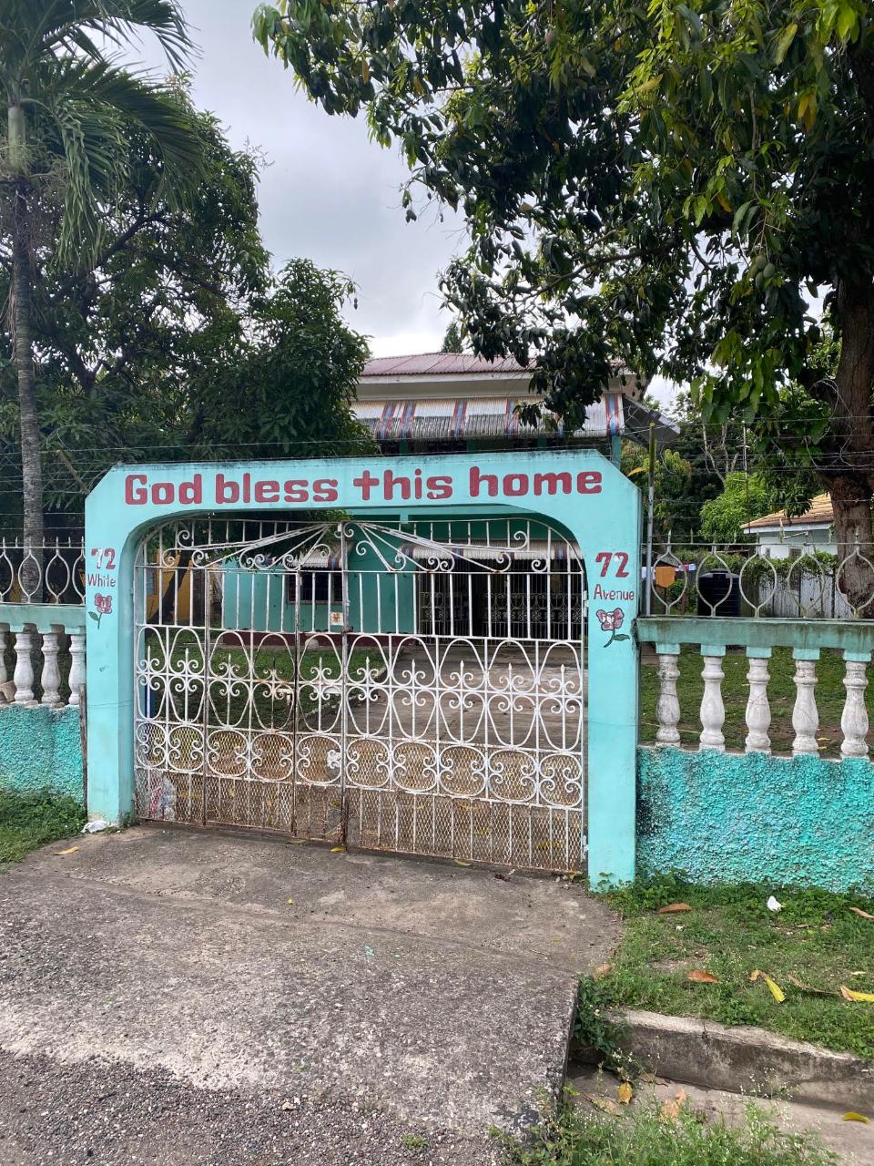 House for Sale   May Pen