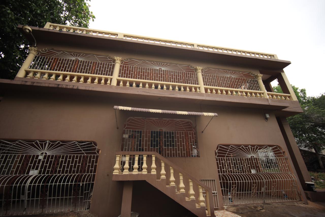 House for Sale   Kingston 9