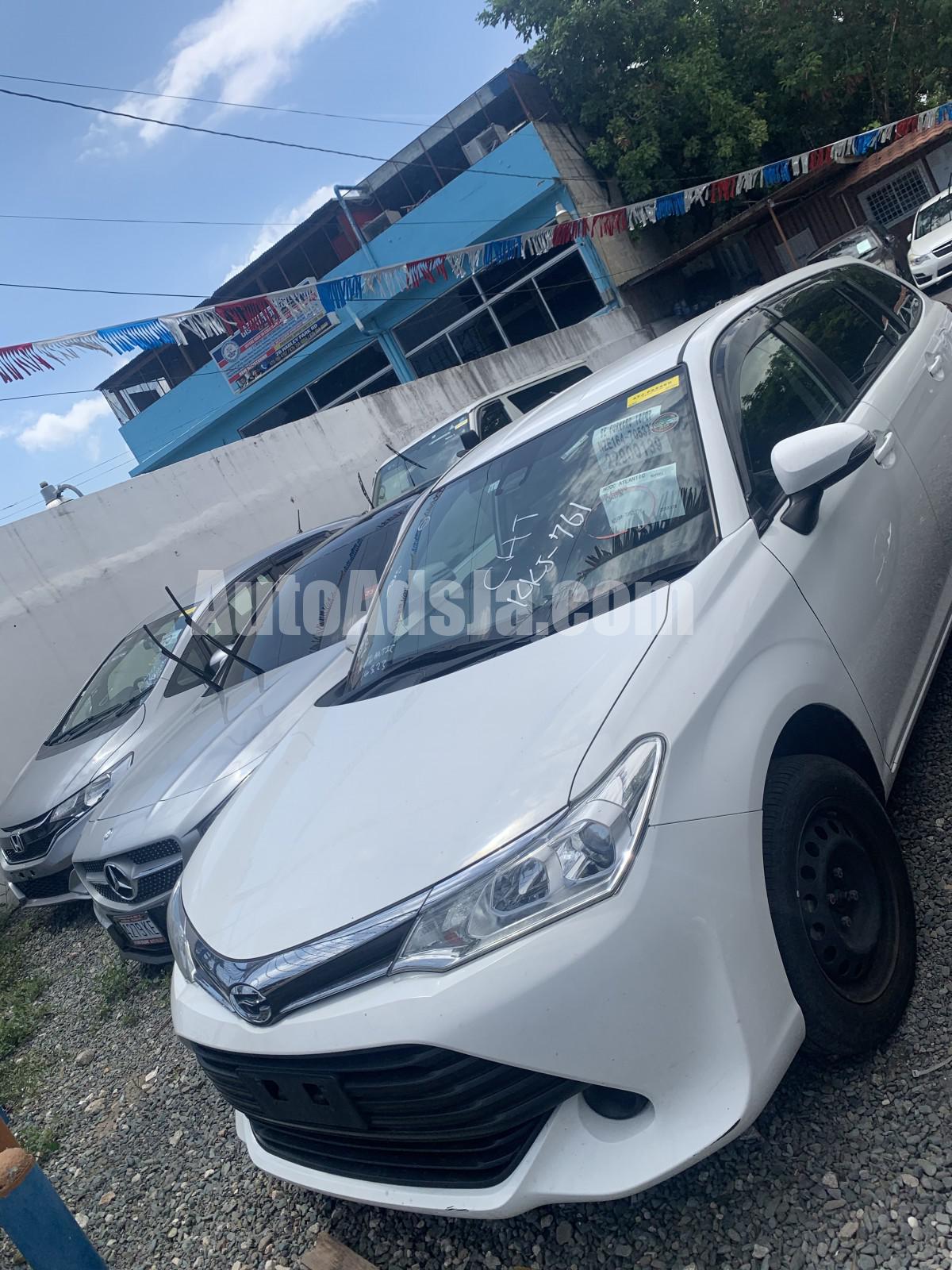 2017 Toyota Corolla Fielder