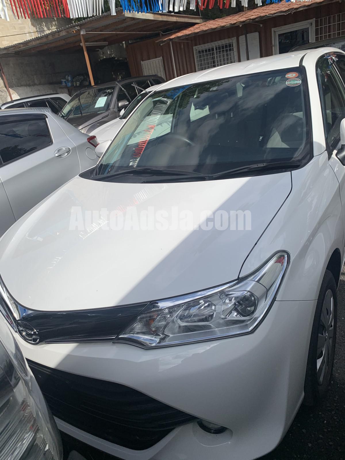 2017 Toyota Corolla Axio