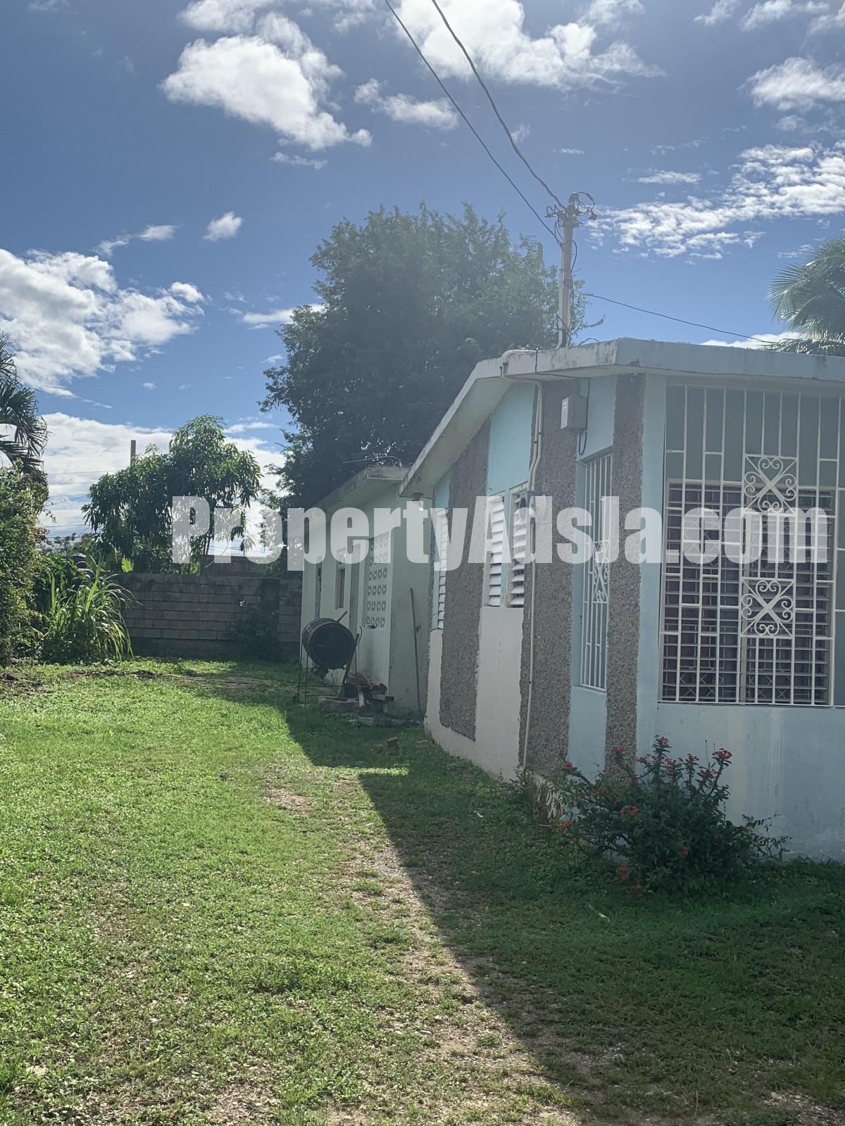 3 bed House For Sale in Fairview Park, St. Catherine, Jamaica