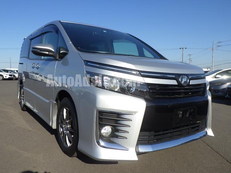 2015 Toyota Voxy ZS