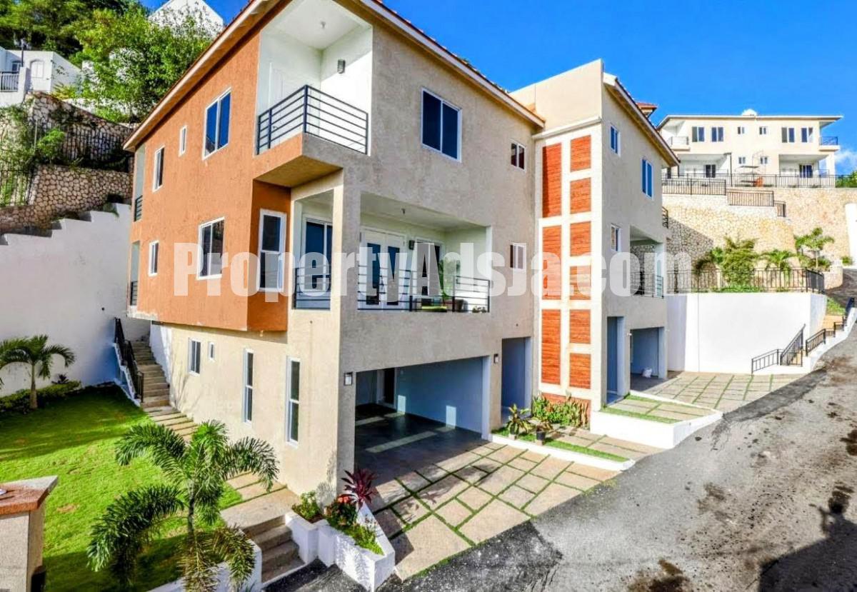 5 bed Townhouse For Sale in Norbrook, Kingston / St. Andrew, Jamaica