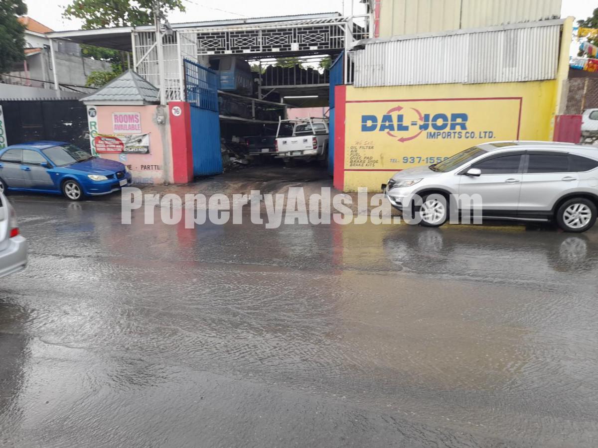 Commercial building For Sale in Kingston 10, Kingston / St. Andrew, Jamaica