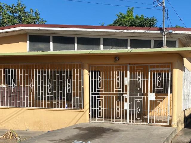 House for Sale   Kingston 20