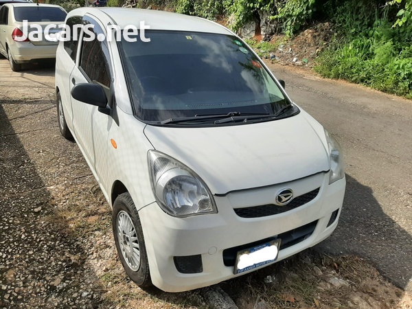 Daihatsu MIRA 1,0L 2015