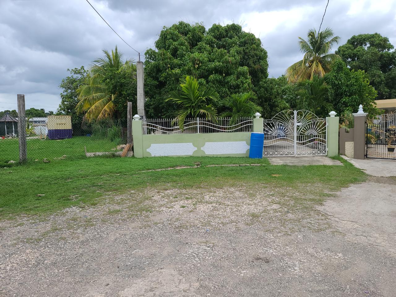 House for Sale   Spanish Town