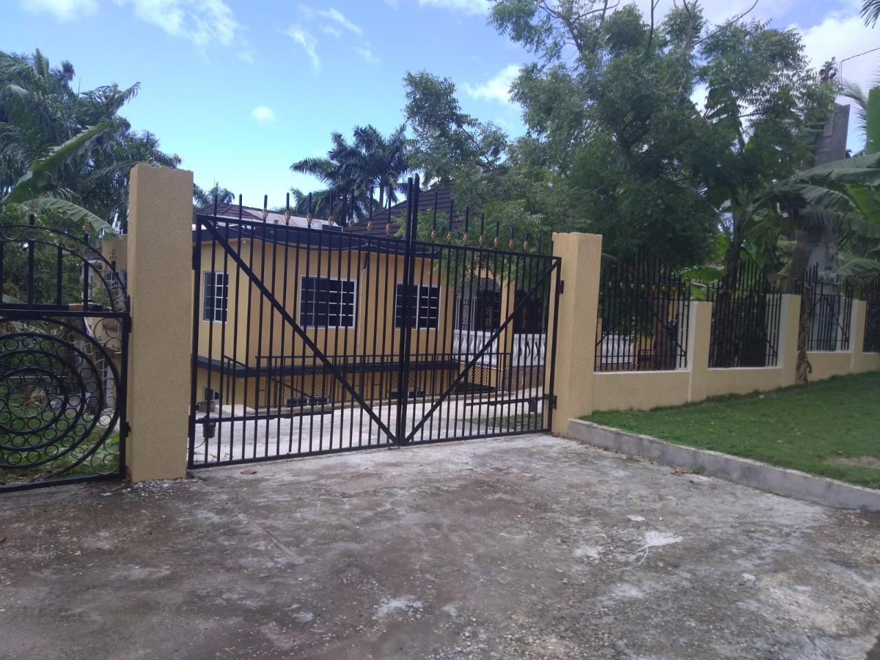 Apartment for Rent   Montego Bay