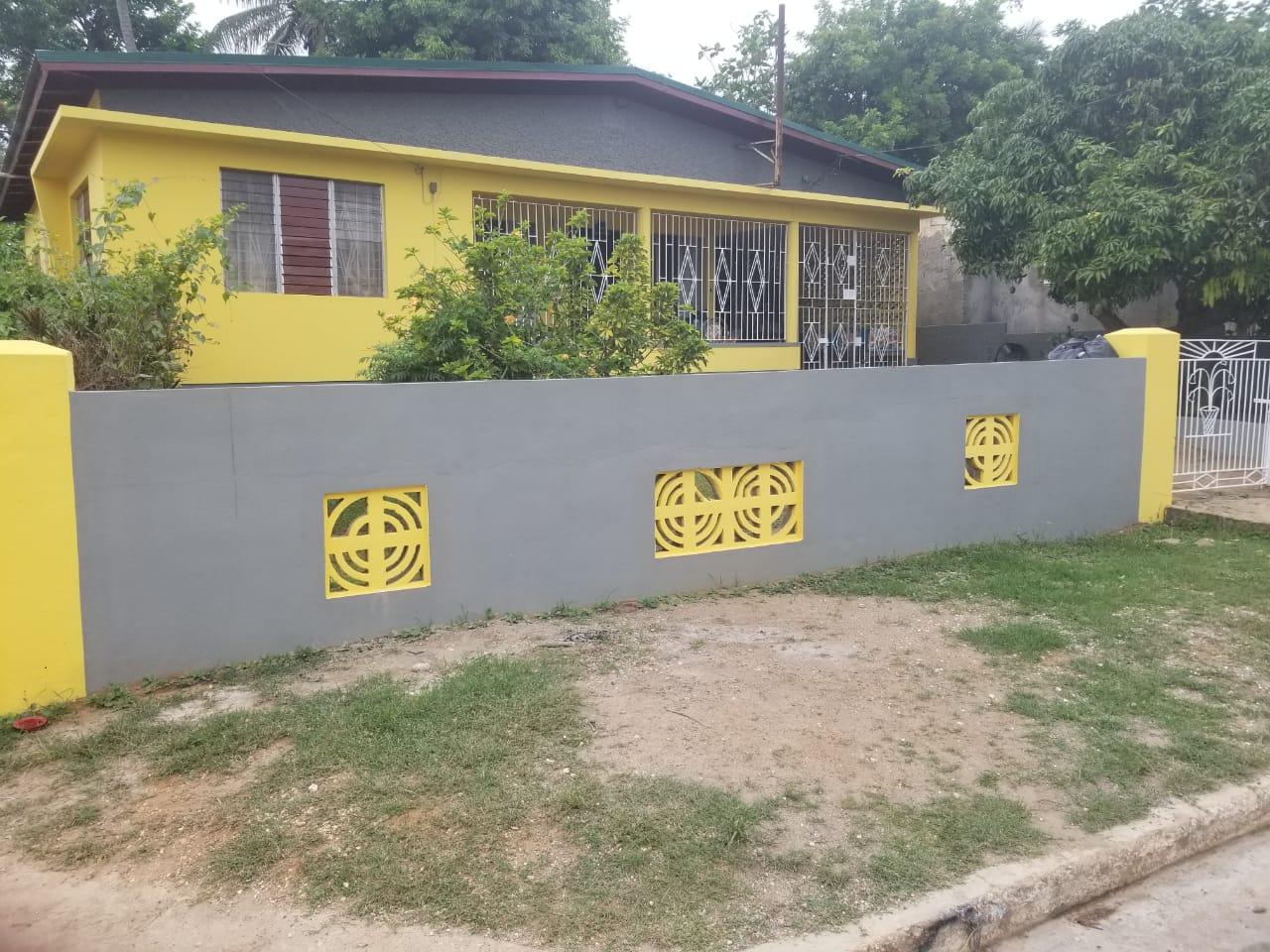 House for Sale   Linstead