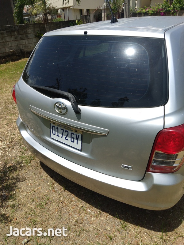 Toyota Fielder 0,4L 2010