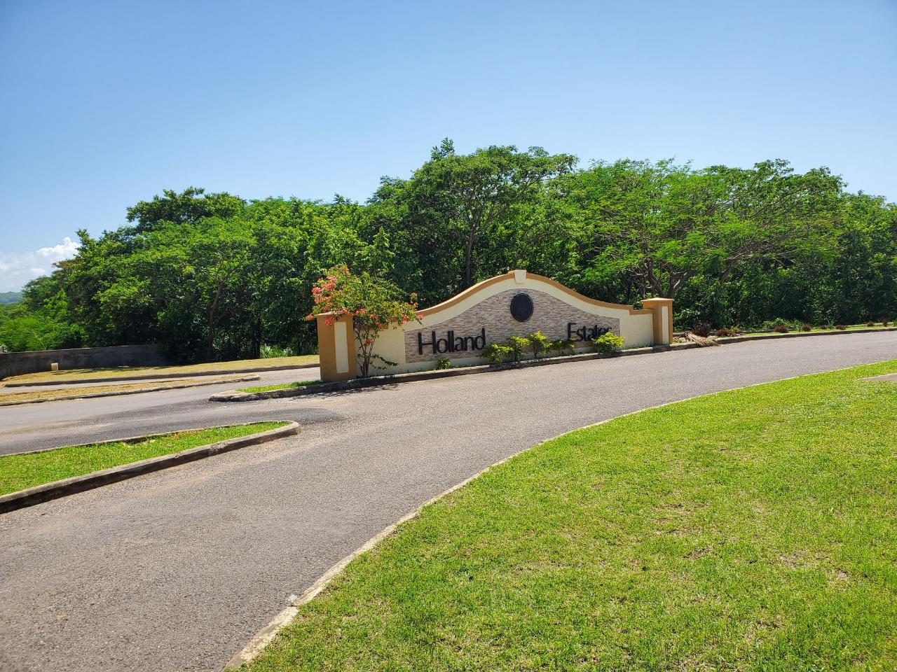 House for Sale   HOLLAND ESTATE