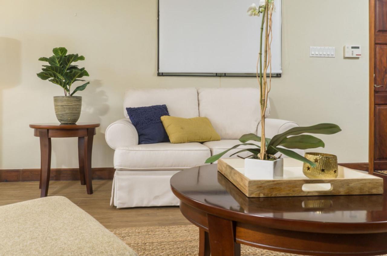 Apartment for Rent   Kingston 8