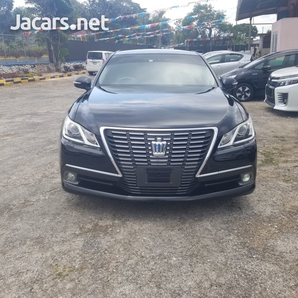 Toyota Crown 2,5L 2015
