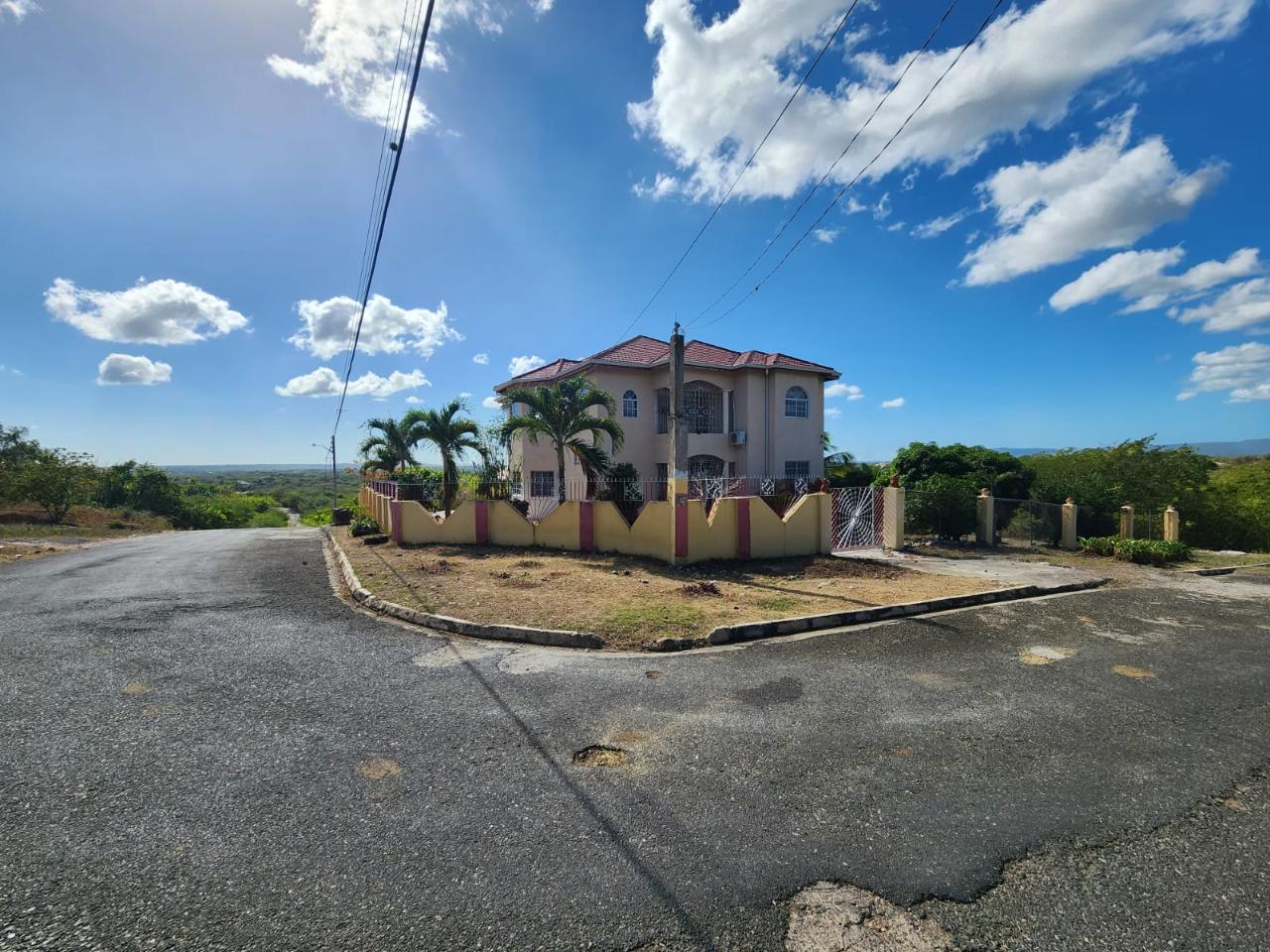 House for Sale   Four Paths
