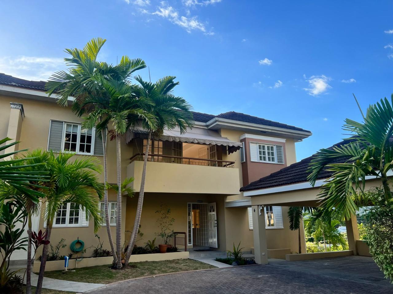 Townhouse for Rent   Kingston 8