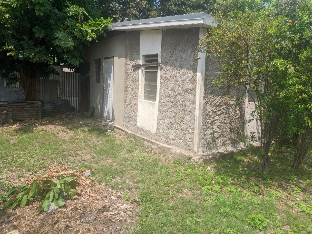 House for Sale   Kingston 11