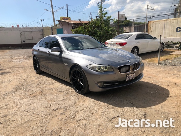 BMW 5-Series 3,0L 2012