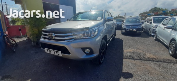 Toyota Hilux 2,4L 2017