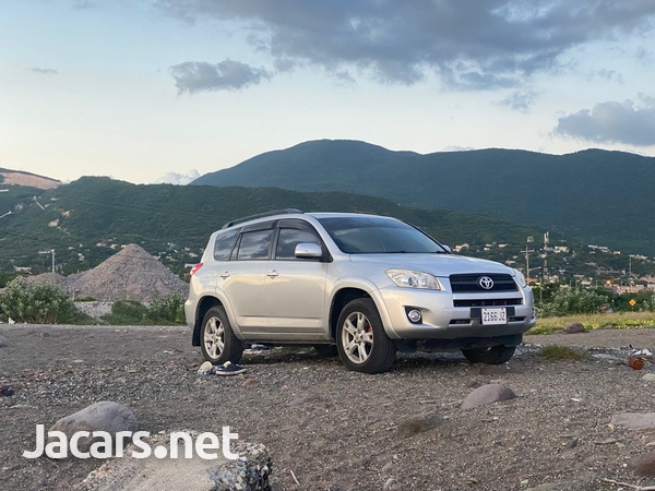 Toyota RAV4 2,3L 2013