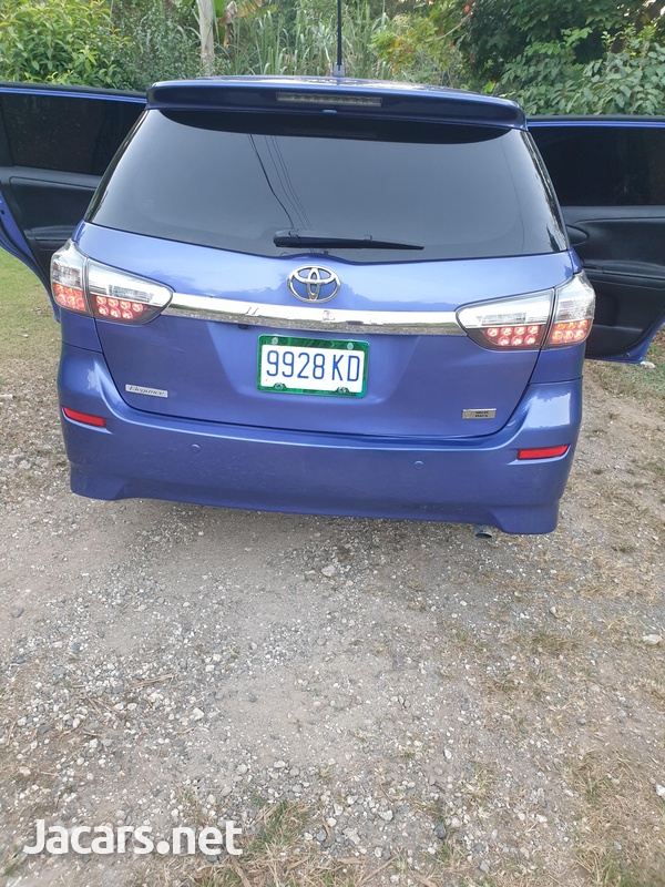 Toyota Wish 1,8L 2012