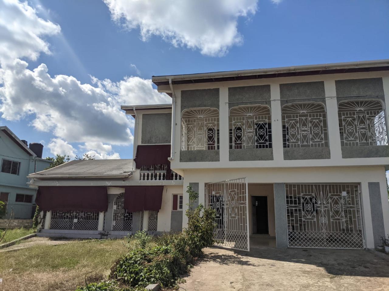 House for Sale   Toll Gate