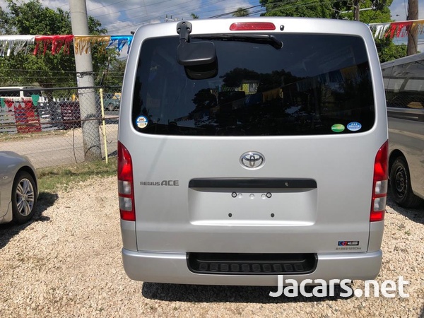 Toyota Hiace 2,0L 2020
