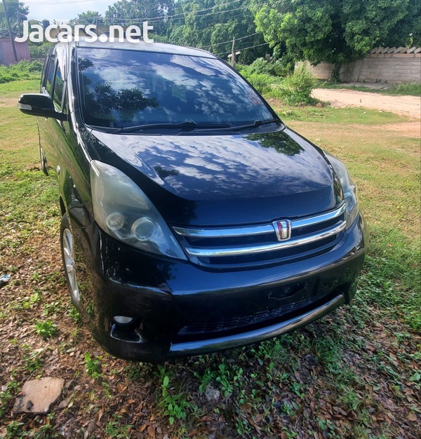 Toyota Isis 2,0L 2010