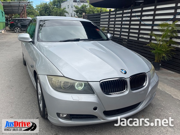 BMW 3-Series 3,0L 2010