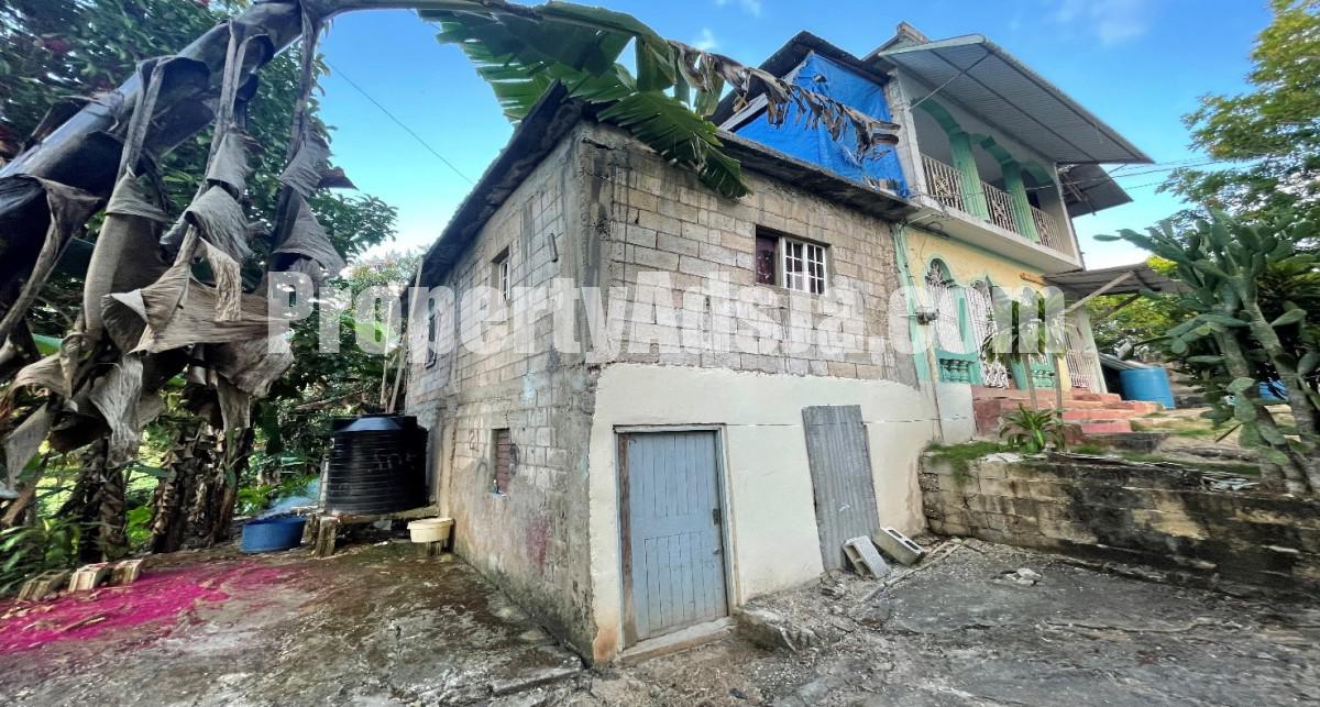 3 bed House For Sale in Point Hill, St. Catherine, Jamaica