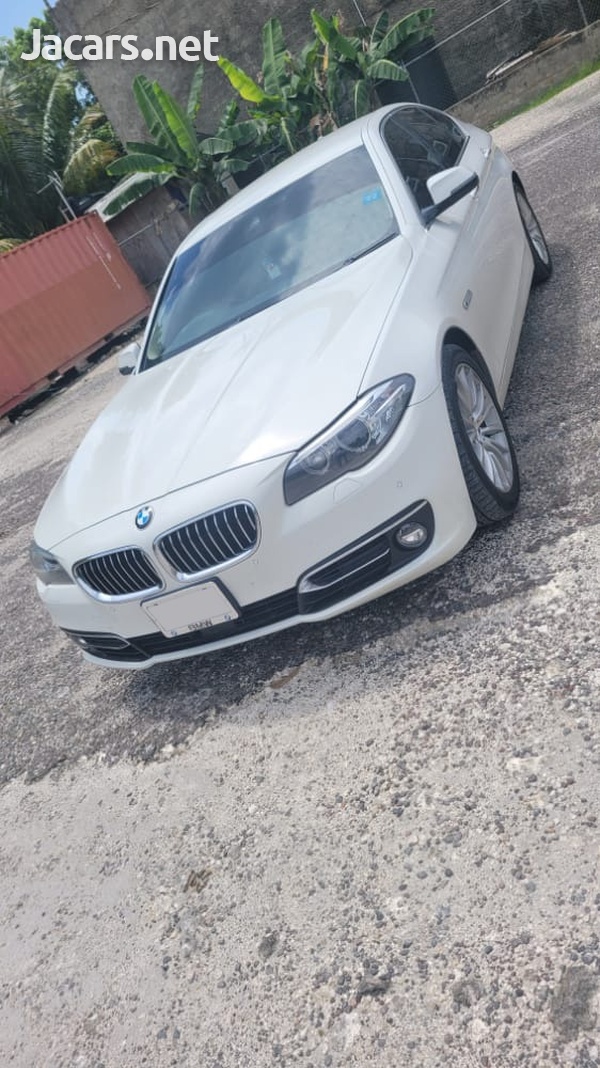 BMW 5-Series 2,0L 2015