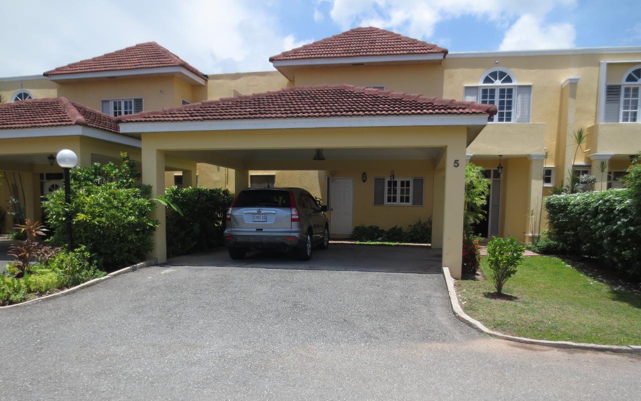 Townhouse for Rent   Kingston 6