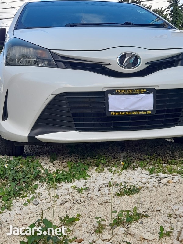 Toyota Vitz 1,3L 2014