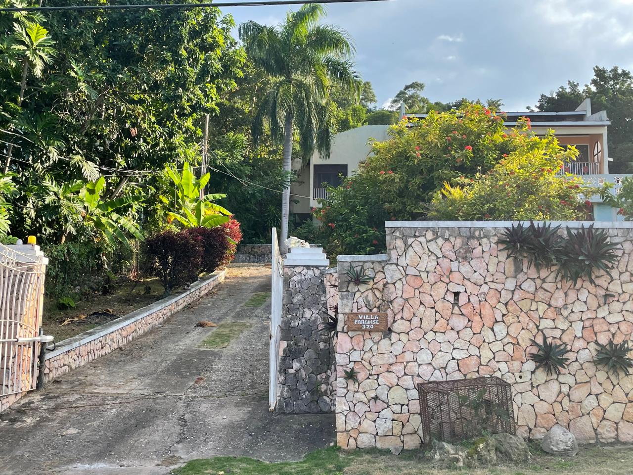 House for Sale   Montego Bay