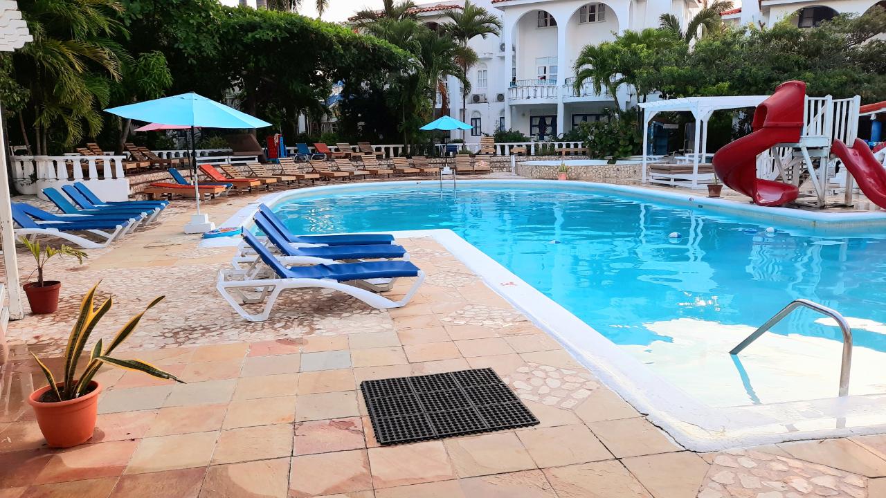 Resort Apartment/Villa for Sale   Runaway Bay