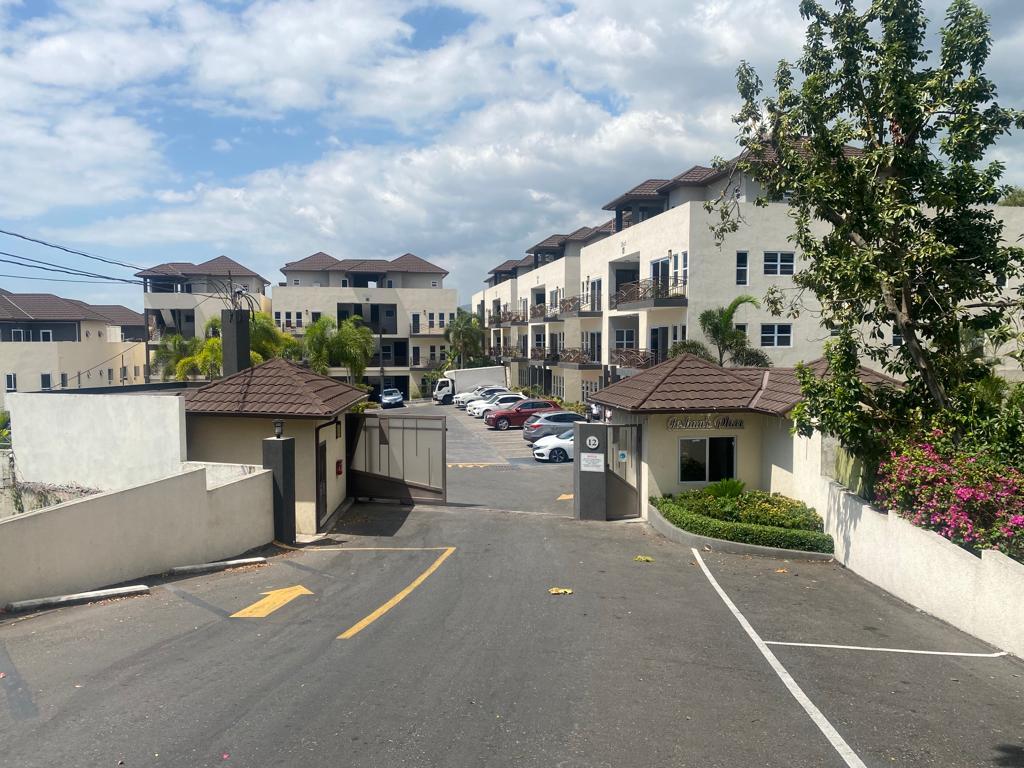Apartment for Sale   Kingston 8