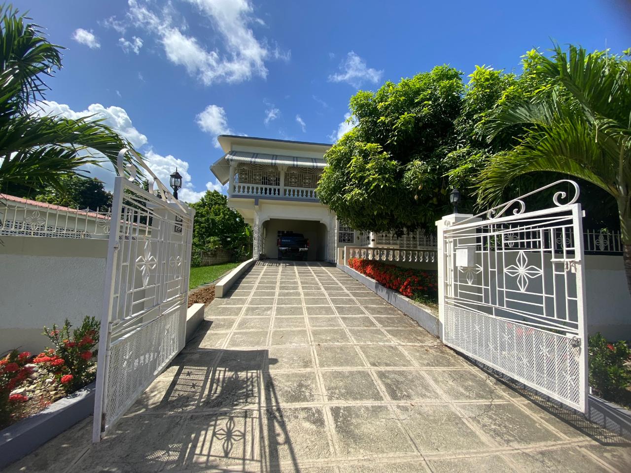House for Sale   Morant Bay