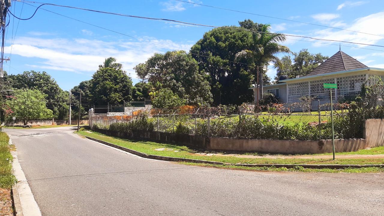 House for Sale   Montego Bay