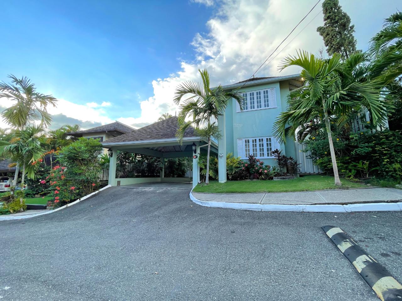 Resort Apartment/Villa for Rent   Kingston 8