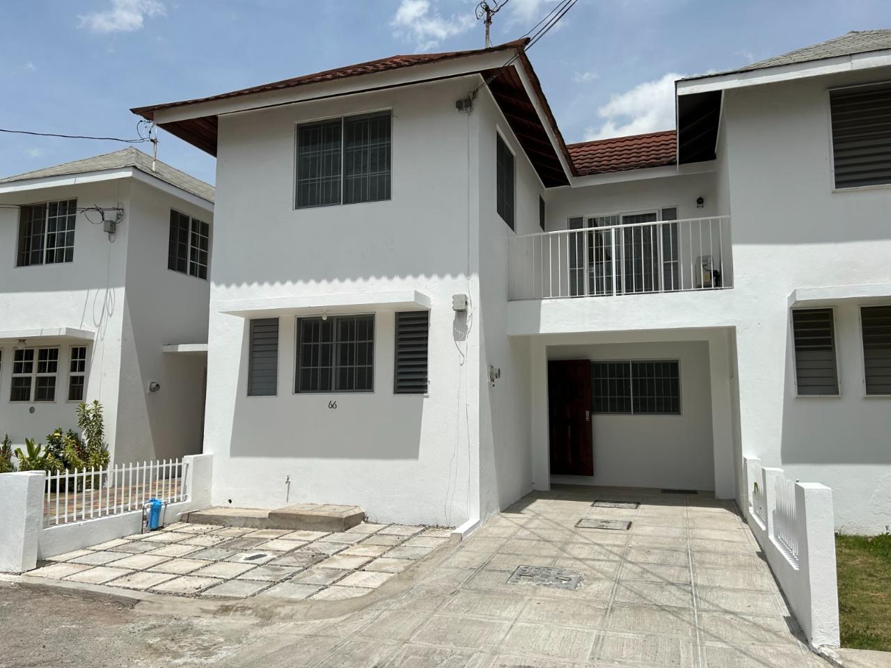 Townhouse for Rent   Kingston 6