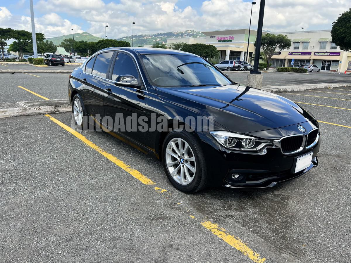2018 BMW 318i