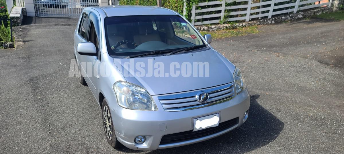 2008 Toyota Raum