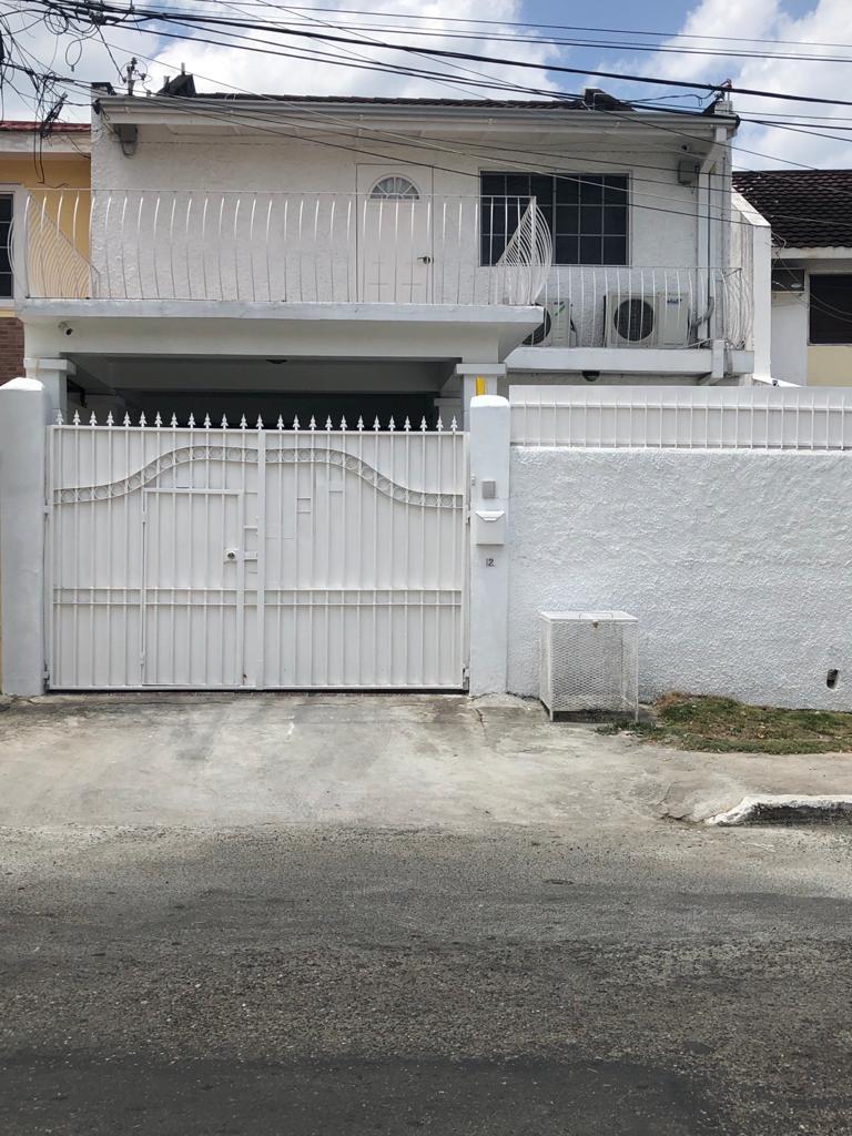 Townhouse for Rent   Kingston 6