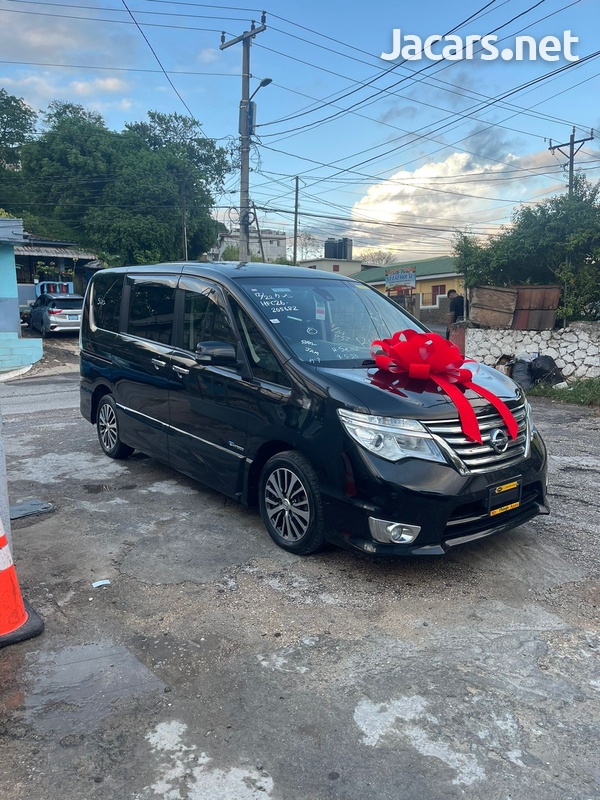 Nissan Serena 2,0L 2014