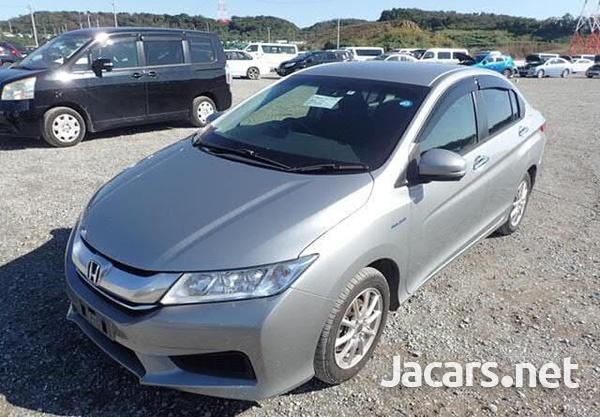 Honda Grace 1,5L 2015