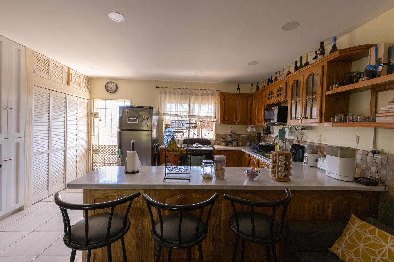 Townhouse for Sale   Kingston 19
