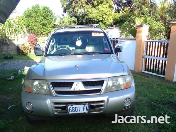 Mitsubishi Pajero 3,0L 2004